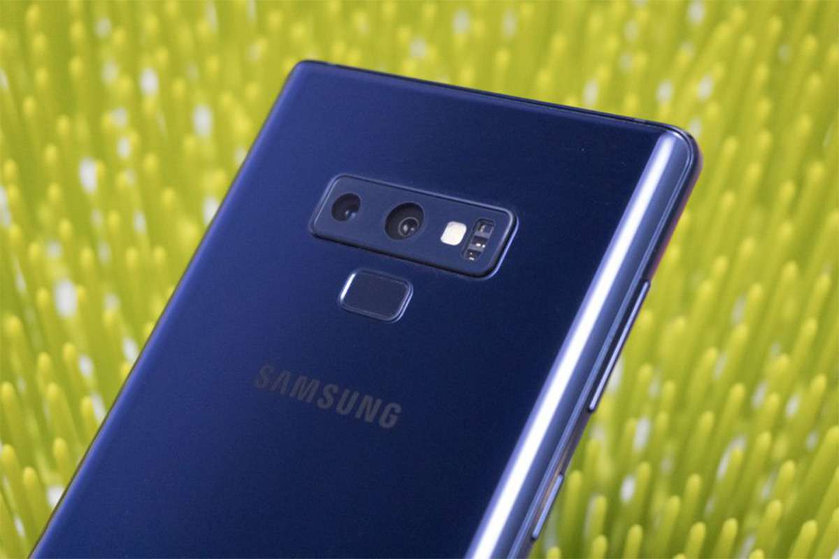 South Korea charges 9 people for selling Samsung's foldable phone secrets to China